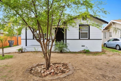 1559 N Carruth Ave, Fresno, CA 93728 - photo 4