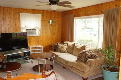 233 N Arbogast St, Griffith, IN 46319 - photo 3