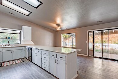 1025 Nighthawk Ln, Redding, CA 96003 - photo 6