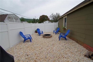 14 W 10th St, Jim Thorpe, PA 18229 - photo 6