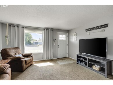 3259 West Place, Hubbard, OR 97032 - photo 3