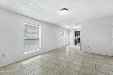 11404 Bunky Henry Ln, El Paso, TX 79936 - photo 7