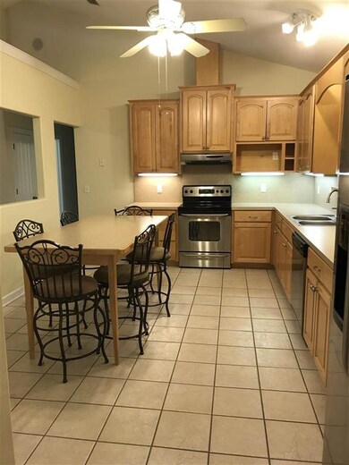 140 Oak St, Crawfordville, FL 32327 - photo 7