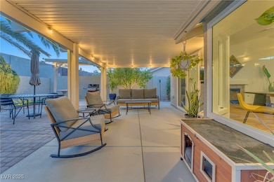 7857 Cliffs Edge Cir, Las Vegas, NV 89123 - photo 4