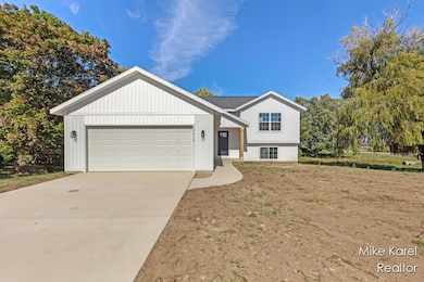 10613 68th Ave, Allendale, MI 49401 - photo 2