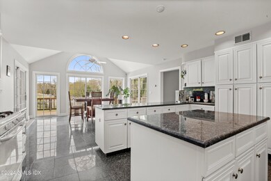 1 Jenifer Ln, Cos Cob, CT 06807 - photo 5