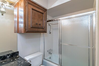 1004 Lynhurst Ln, Denton, TX 76205 - photo 4