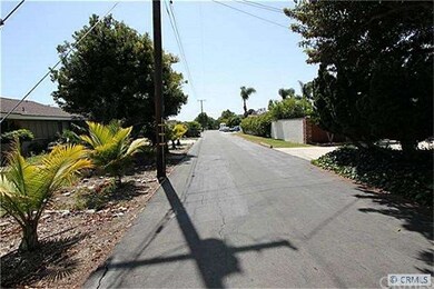Campina Lane is a Private road