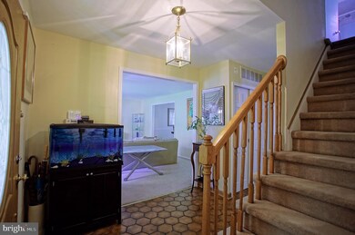 653 Guilford Rd, Cherry Hill, NJ 08003 - photo 7