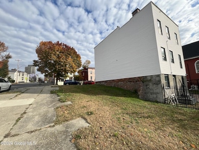 64 Alexander St, Albany, NY 12202 - photo 7