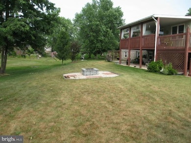 60 Jeffries Ct, Chambersburg, PA 17202 - photo 4