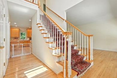 392 Farm Rd, Marlborough, MA 01752 - photo 6