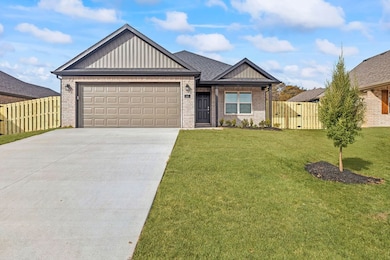 340 W Smith St, West Fork, AR 72774 - photo 2