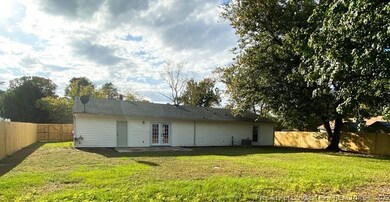 605 Missenburg Ct, Fayetteville, NC 28314 - photo 2