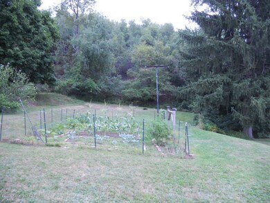 459 Owen St, Kingston, PA 18704 - photo 3