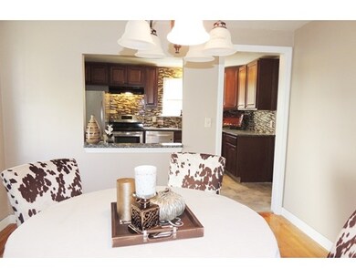 55 Bennington St, Springfield, MA 01108 - photo 7