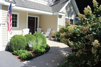 781 King St, Franklin, MA 02038 - photo 2
