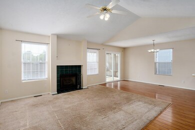 827 S Chinkapin Ave, Nixa, MO 65714 - photo 5