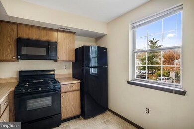 16 Belmont Station unit B16, Southampton, PA 18966 - photo 4