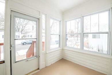 1119 N Ash St, Waukegan, IL 60085 - photo 4