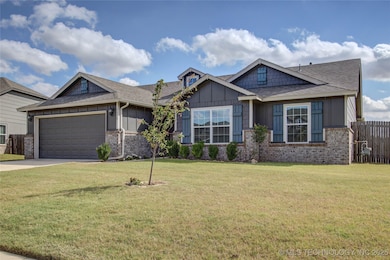 7319 S Laurel Place, Broken Arrow, OK 74011 - photo 2