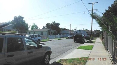 Cul-de-sac Street -  North