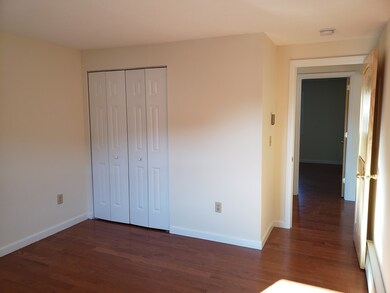 45 Holyoke St unit H, Easthampton, MA 01027 - photo 5