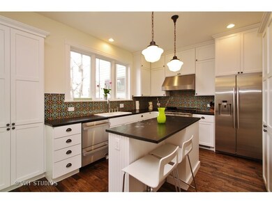 4825 N Bell Ave, Chicago, IL 60625 - photo 6