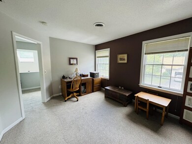 34 Skyline Dr, Keene, NH 03431 - photo 3