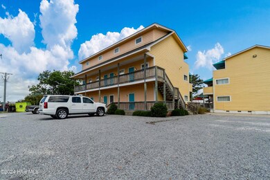 003_Exterior