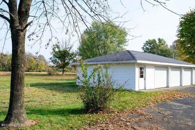 8013 Damascus Rd, Louisville, KY 40228 - photo 4