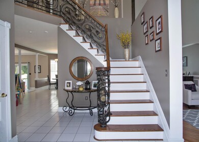 _RMJ9688.jpg foyer