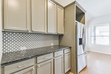 8210 Terrace Brook Dr, Houston, TX 77040 - photo 5