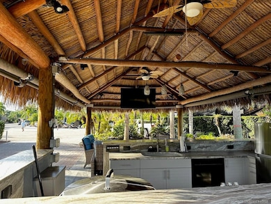 80 NW Putter Pointe, Port Saint Lucie, FL 34986 - photo 3