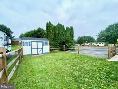 5120 Lincoln Ave, Whitehall, PA 18052 - photo 3