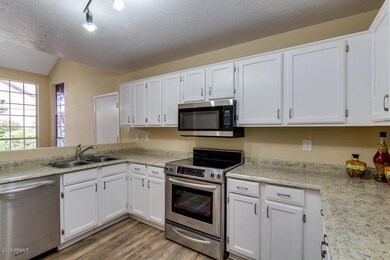 3710 W Ivanhoe St, Chandler, AZ 85226 - photo 2