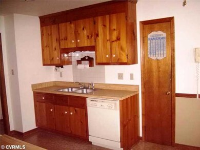 11418 Brandenburg Dr, Midlothian, VA 23112 - photo 6