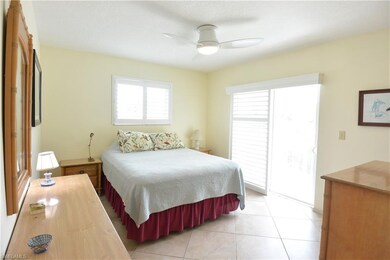 Central Gardens unit 212, Naples, FL 34102 - photo 6