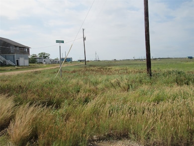 296 Nautilus St, Sargent, TX 77414 - photo 2