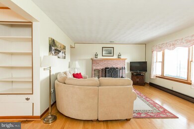 1047 New Hope Rd, Cross Junction, VA 22625 - photo 6