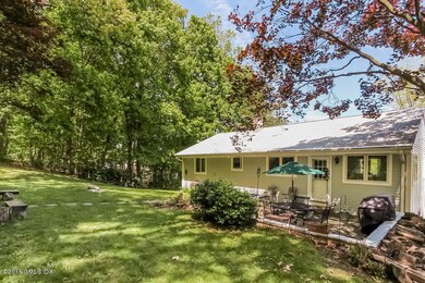 22 1/2 Caroline Place, Greenwich, CT 06831 - photo 3