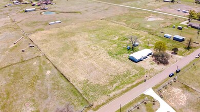 677 County Road 4797, Boyd, TX 76023 - photo 3