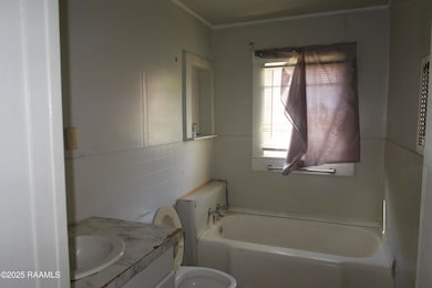 421 Cotton Ave, Eunice, LA 70535 - photo 6