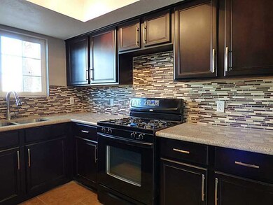 3892 Catamaran Cir, Las Vegas, NV 89121 - photo 7