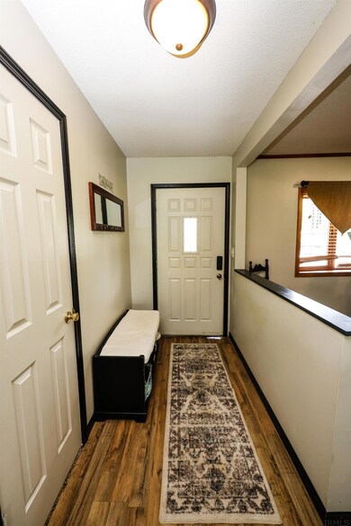 2706 W Rockhill Ln, Yoder, IN 46798 - photo 6