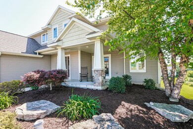 007-Front_Entrance-4313766-medium
