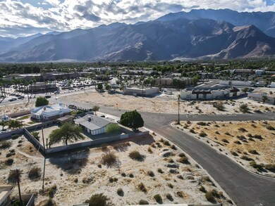 1880 Carriage Ln, Palm Springs, CA 92262 - photo 5