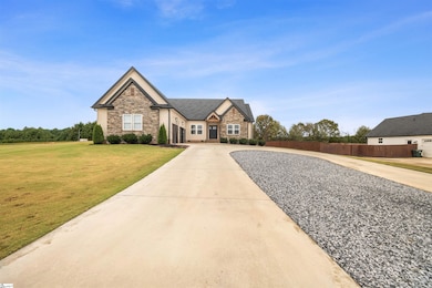 351 Terra Plains Dr, Greer, SC 29651 - photo 4