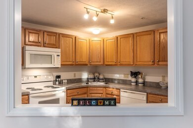 8 Acorn Ave, Fitchburg, MA 01420 - photo 6