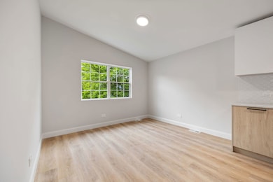 1525 11th St, Waukegan, IL 60085 - photo 7